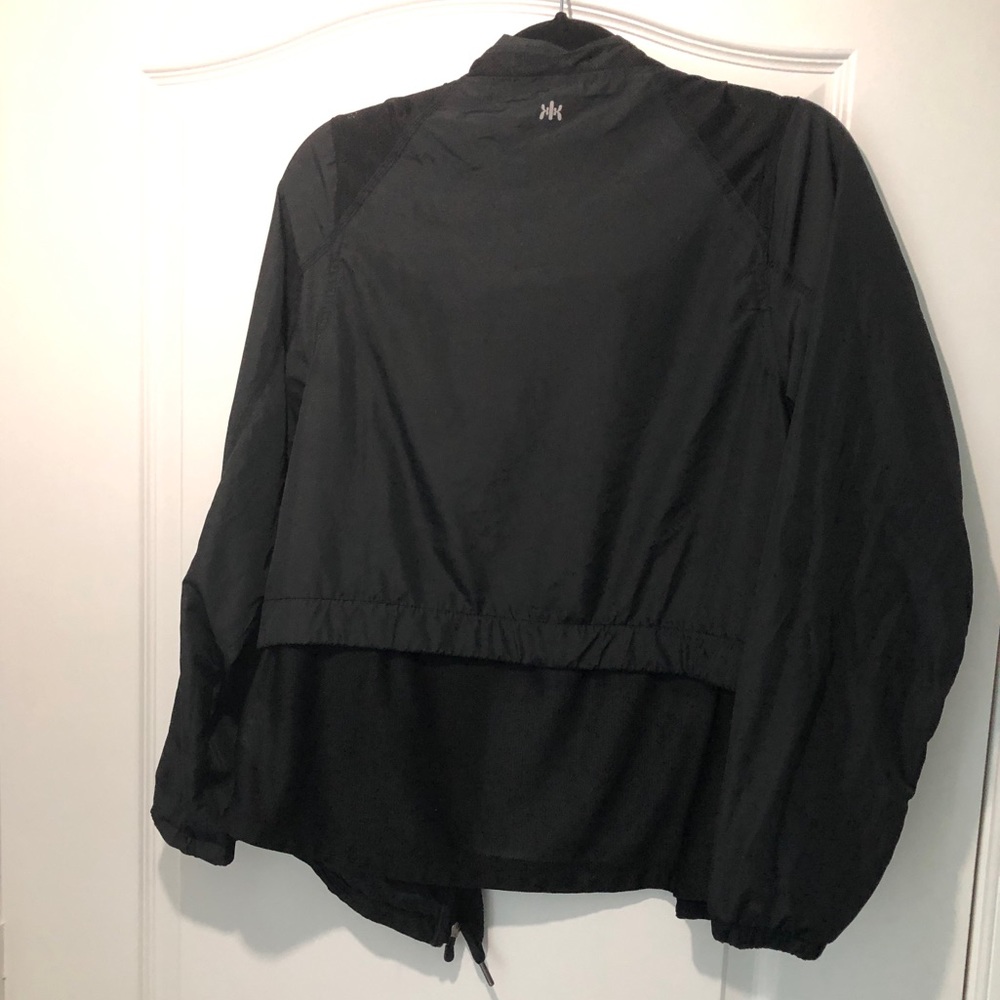 Windbreaker - Picture 4 of 4